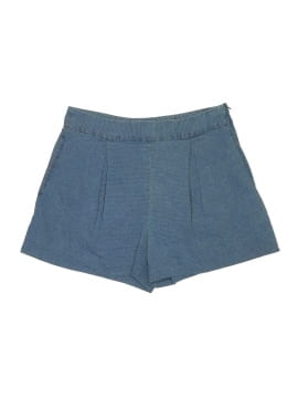 Gap Shorts (view 1)