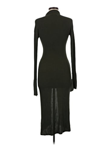 Urban Outfitters Casual Dress (view 2)