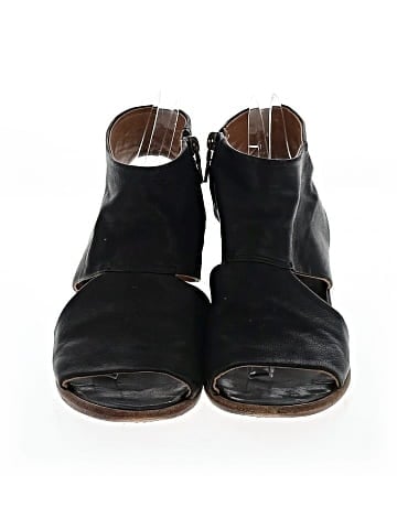 P. Monjo Sandals (view 2)