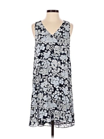 fleur bleue Casual Dress (view 1)