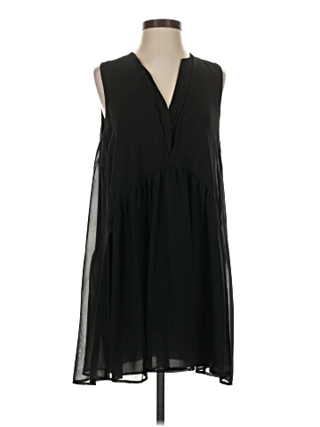 Cupcakes & Cashmere Casual Dress (view 1)