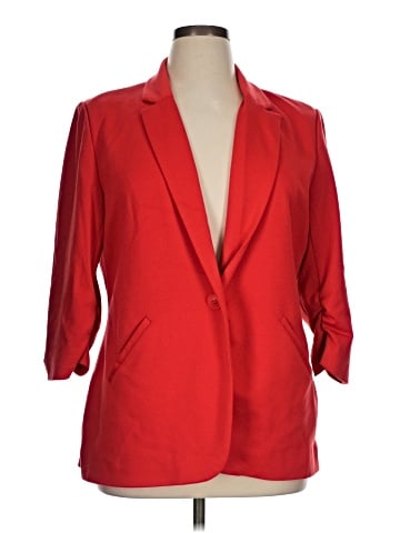 Ricki's Blazer (view 1)
