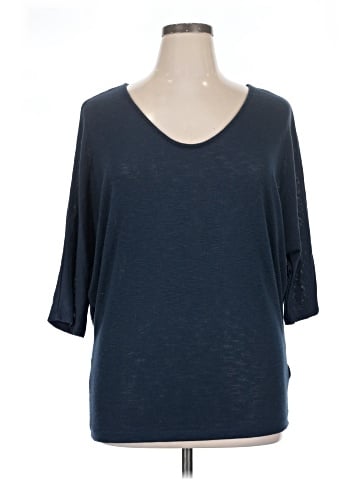 Laila Jayde 3/4 Sleeve T-Shirt (view 1)