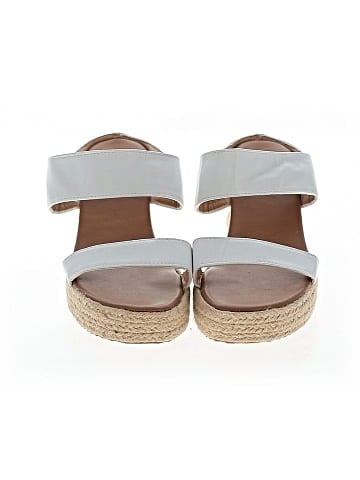Unbranded Wedges (view 2)