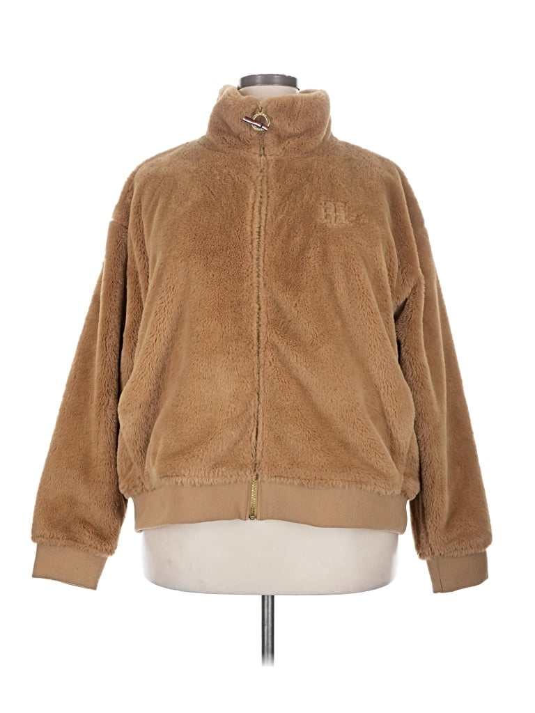 Pre-owned Tommy Hilfiger Sweatshirt In Tan