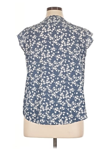 Fun2Fun Short Sleeve Blouse (view 2)