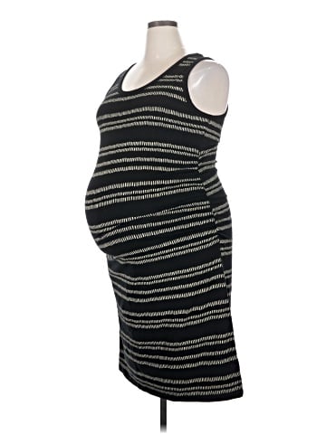 Liz Lange Maternity for Target Casual Dress (view 1)