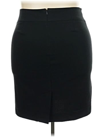 Old Navy Casual Skirt (view 2)
