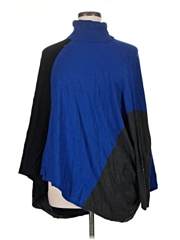 Alfani Poncho (view 1)