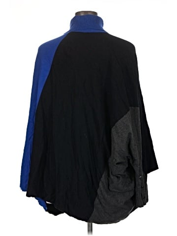 Alfani Poncho (view 2)