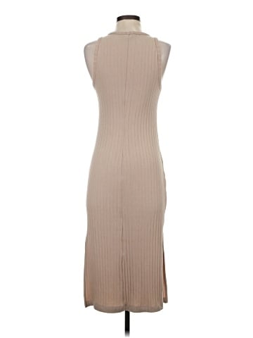 Old Navy Casual Dress (view 2)