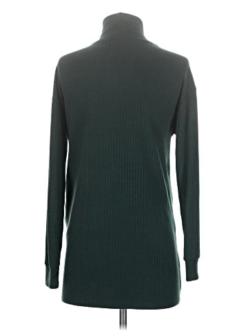 Old Navy - Maternity Turtleneck Sweater (view 2)