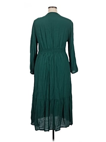 Old Navy Casual Dress (view 2)