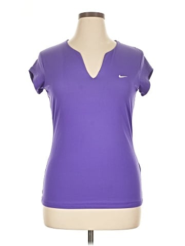 Nike Active T-Shirt (view 1)
