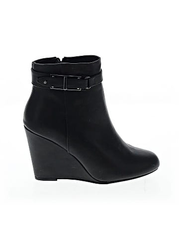 Express Wedges (view 1)
