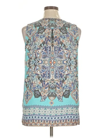 Violet & Claire Sleeveless T-Shirt (view 2)