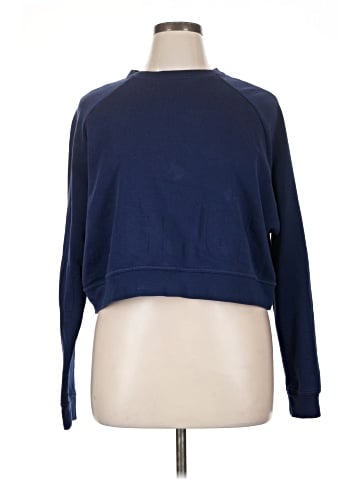 Nike Long Sleeve T-Shirt (view 1)