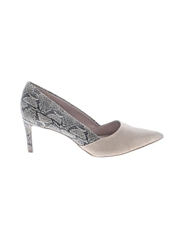 Kelly & Katie Heels (view 1)
