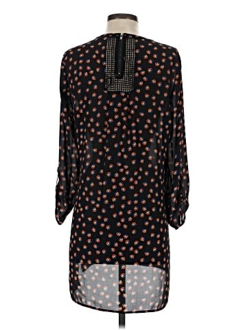 Meadow Rue 3/4 Sleeve Blouse (view 2)