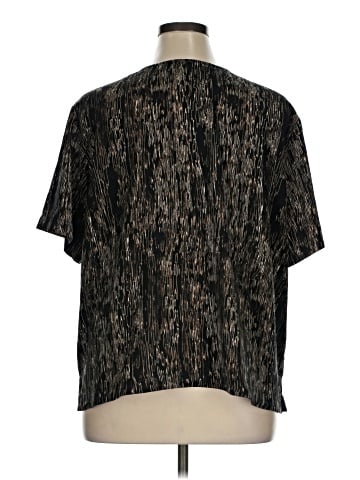 Nordstrom Rack Short Sleeve T-Shirt (view 2)