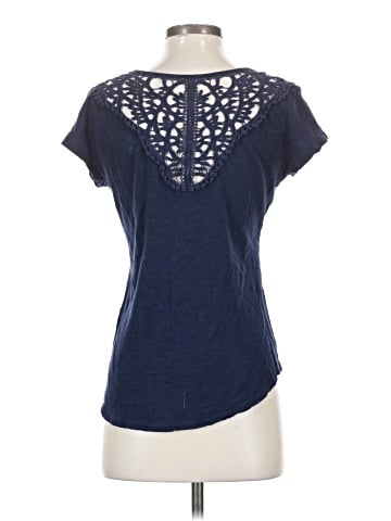 New York & Company Short Sleeve T-Shirt (view 2)