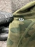 Lululemon Athletica Camo Green Active Pants Size 4 - photo 7
