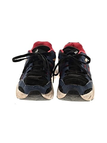 Asics Sneakers (view 2)