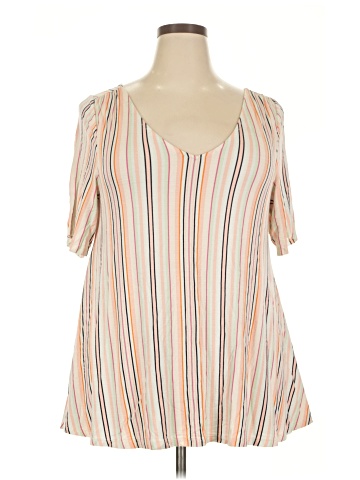 Lane Bryant Short Sleeve T-Shirt (view 1)