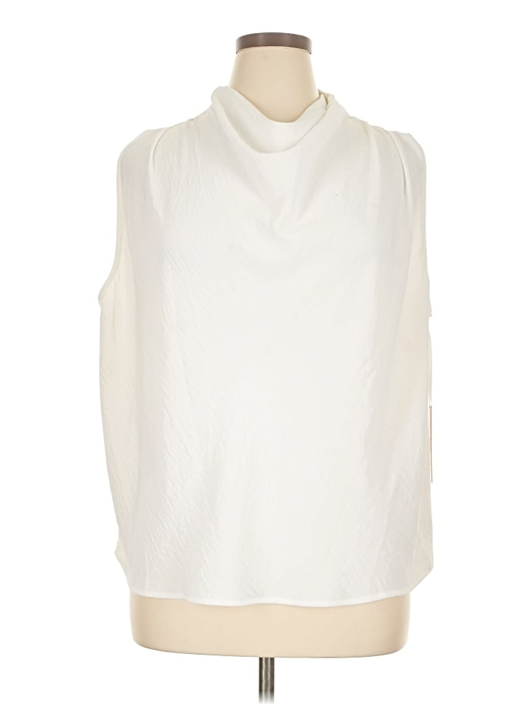 Pre-owned Black Tape_ Sleeveless Blouse In Ivory
