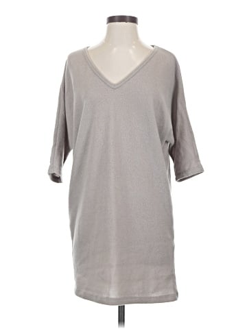 Everly Poncho (view 1)