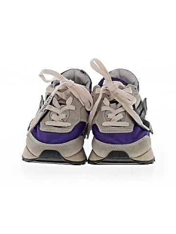 OFF-WHITE Sneakers (view 2)