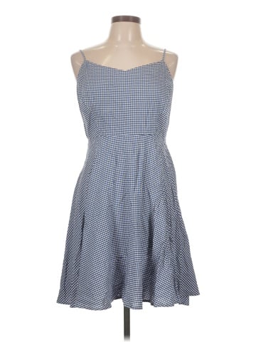 Old Navy Casual Dress (view 1)