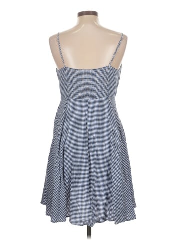 Old Navy Casual Dress (view 2)