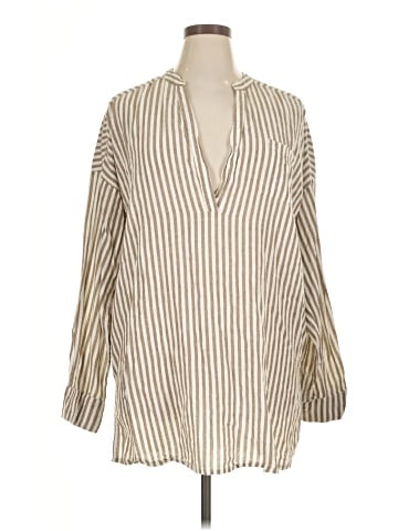 O'Neill 3/4 Sleeve Blouse (view 1)