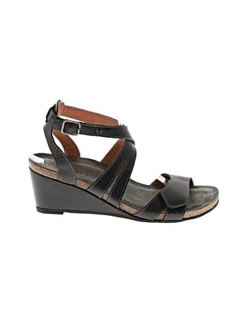 Taos Wedges (view 1)
