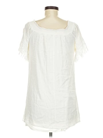 Xhilaration Short Sleeve Blouse (view 2)