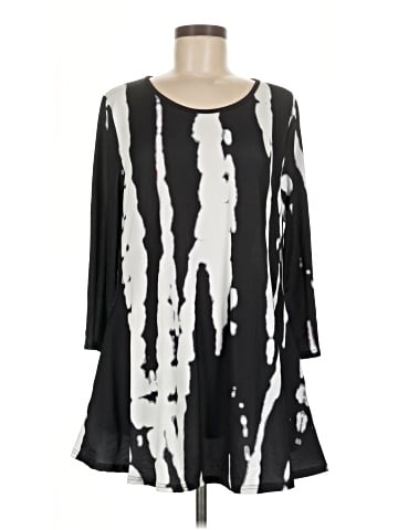 Lily by Firmiana 3/4 Sleeve Top (view 1)