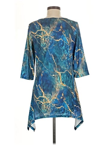 Lily by Firmiana 3/4 Sleeve Blouse (view 2)