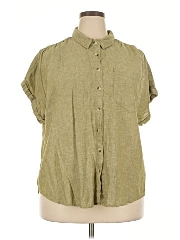 Ava & Viv Short Sleeve Blouse (view 1)
