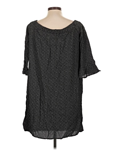 Old Navy Casual Dress (view 2)