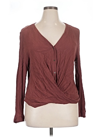 a.n.a. A New Approach Long Sleeve Blouse (view 1)