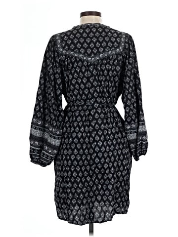 Old Navy Casual Dress (view 2)