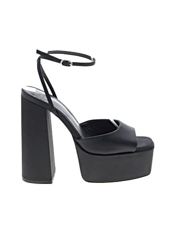 Ming Heels (view 1)