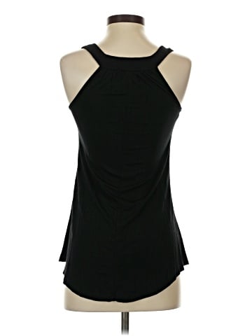 Romeo & Juliet Couture Sleeveless Blouse (view 2)