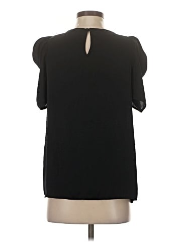Gigi Parker Short Sleeve Top (view 2)