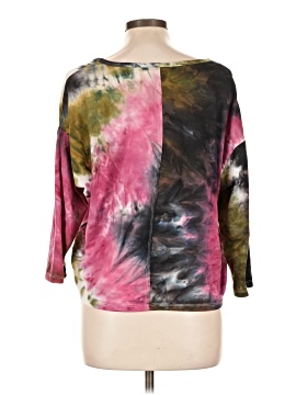 Sportelle 3/4 Sleeve T-Shirt (view 2)