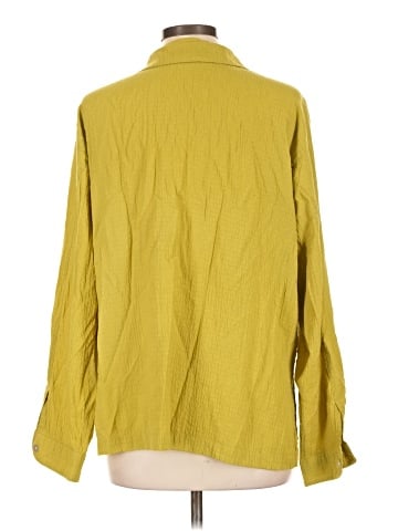 Chico's Design Long Sleeve Button-Down Shirt (view 2)