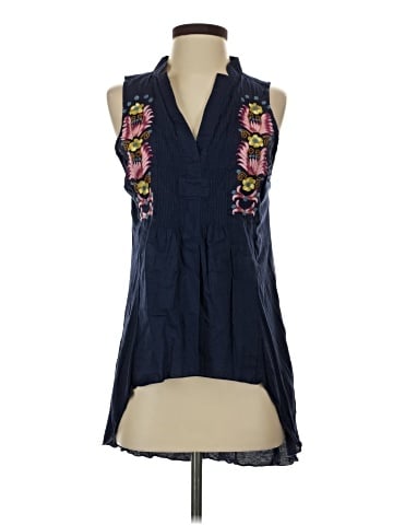 Tiny Sleeveless Blouse (view 1)