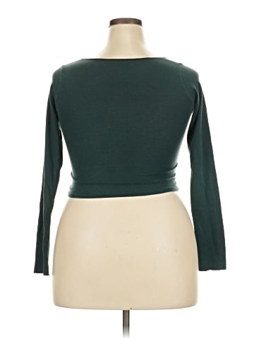 Brandy Melville 3/4 Sleeve Top (view 2)