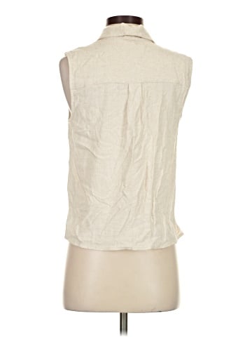Nine Britton Sleeveless Button-Down Shirt (view 2)